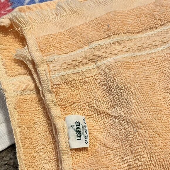 Vintage Towel Lot Cannon MCM Fringe Pink Floral Retro 60s 70s Dundee TWL001 - Picture 4 of 5